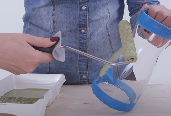 Måla glasflaskor med roller 33