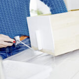 Huopainen minirulla pienten yksityiskohtien, puusepänteollisuuden ja huonekalujen maalaamiseen helposti.