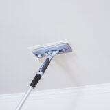 Lukittavan hiomatyökalun avulla on helppo puhdistaa ja hioa siellä, missä tarvitset lisää ulottuvuutta.