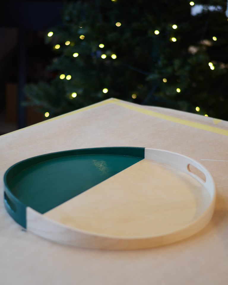 Färdigmålad bricka